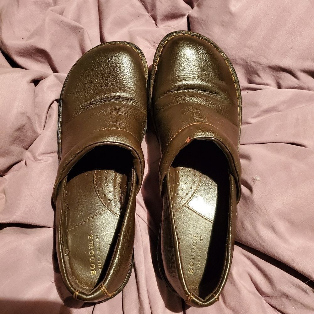 Womens Clogs - Picture 2 of 8
